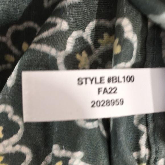 J. Crew Gathered Scoopneck Top In Vintage Vines Womens Small Cropped 100% Cotton - Picture 15 of 15